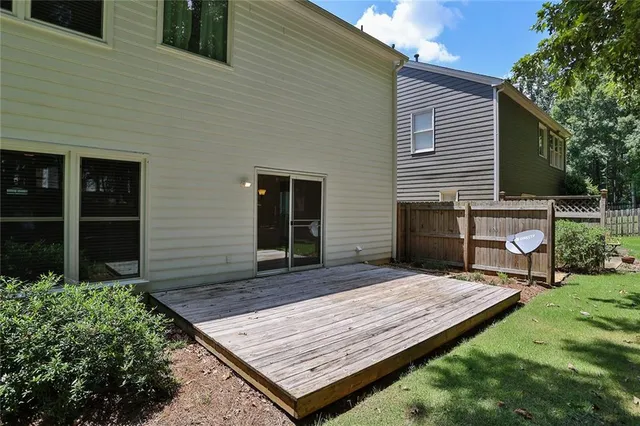 $2,800 | 10175 Barston Court, Alpharetta, GA 30022