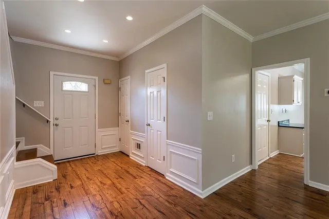 $2,800 | 10175 Barston Court, Alpharetta, GA 30022