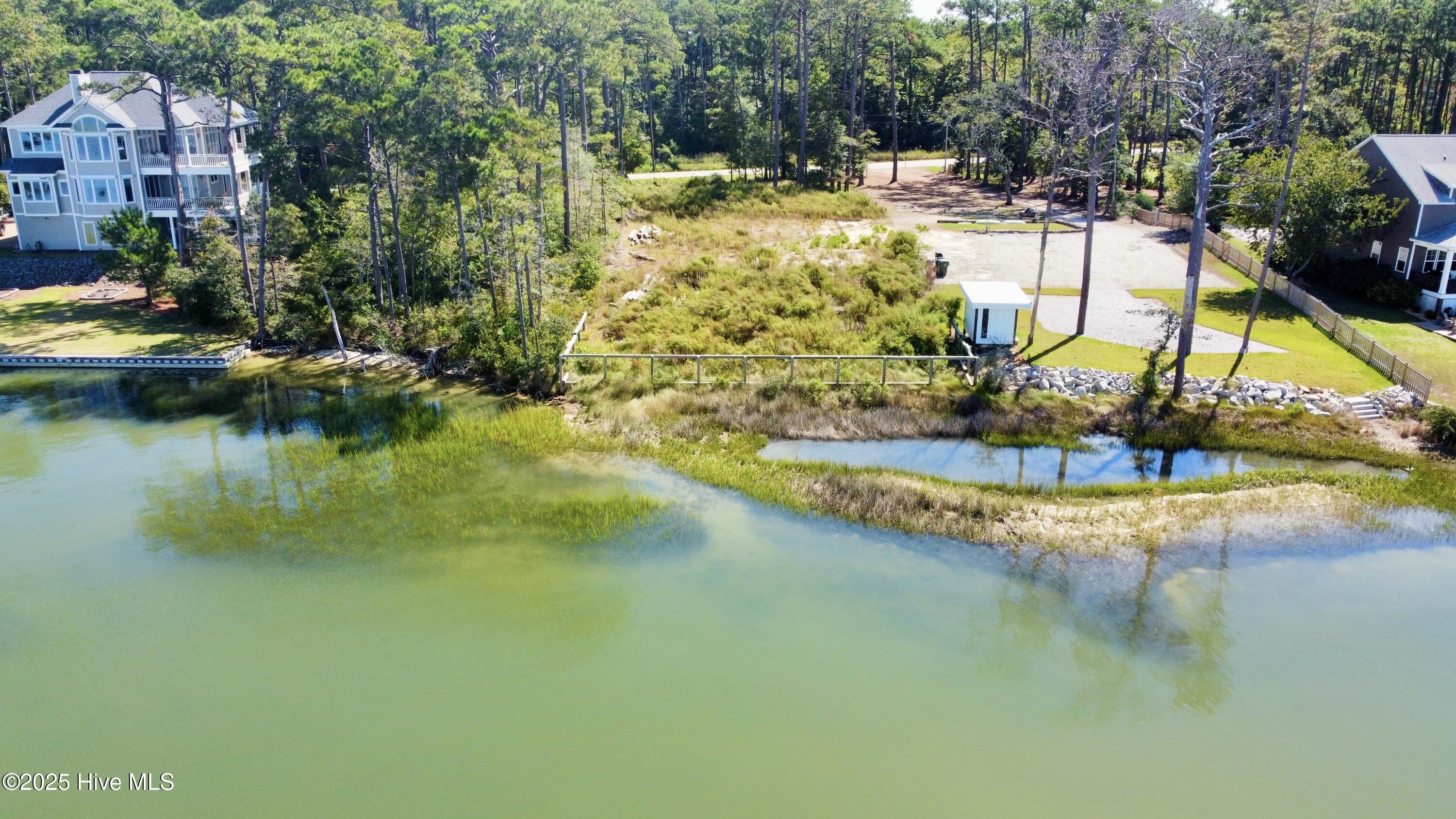 980 Crow Hill Road Beaufort, NC 28516 - Photo 13 of 22 980 Crow Hill