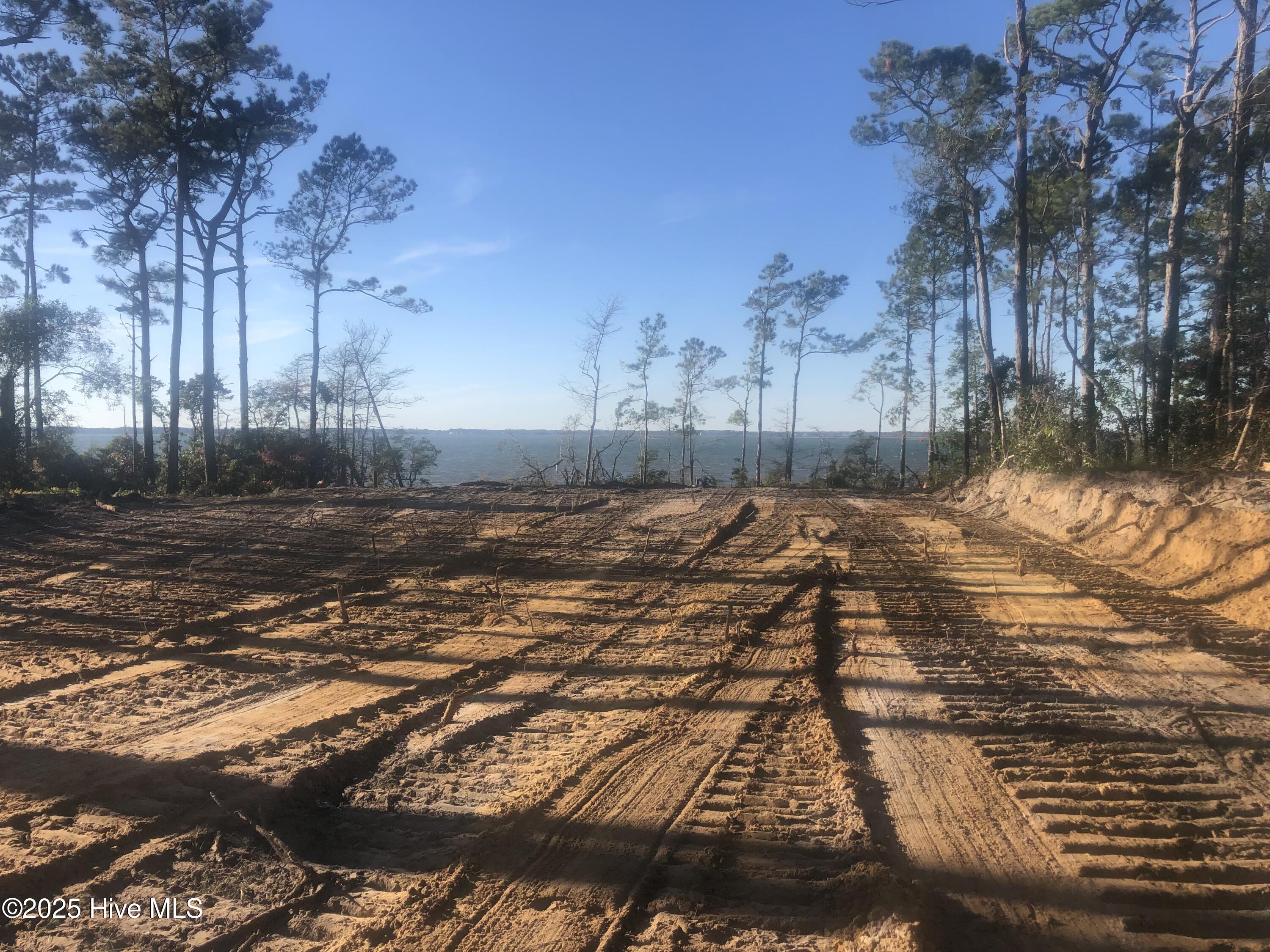 980 Crow Hill Road Beaufort, NC 28516 - Photo 7 of 11 980 Crow Hill