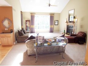 3 Oak Grove Drive Rochester, IL 62563 - Photo 3 of 12