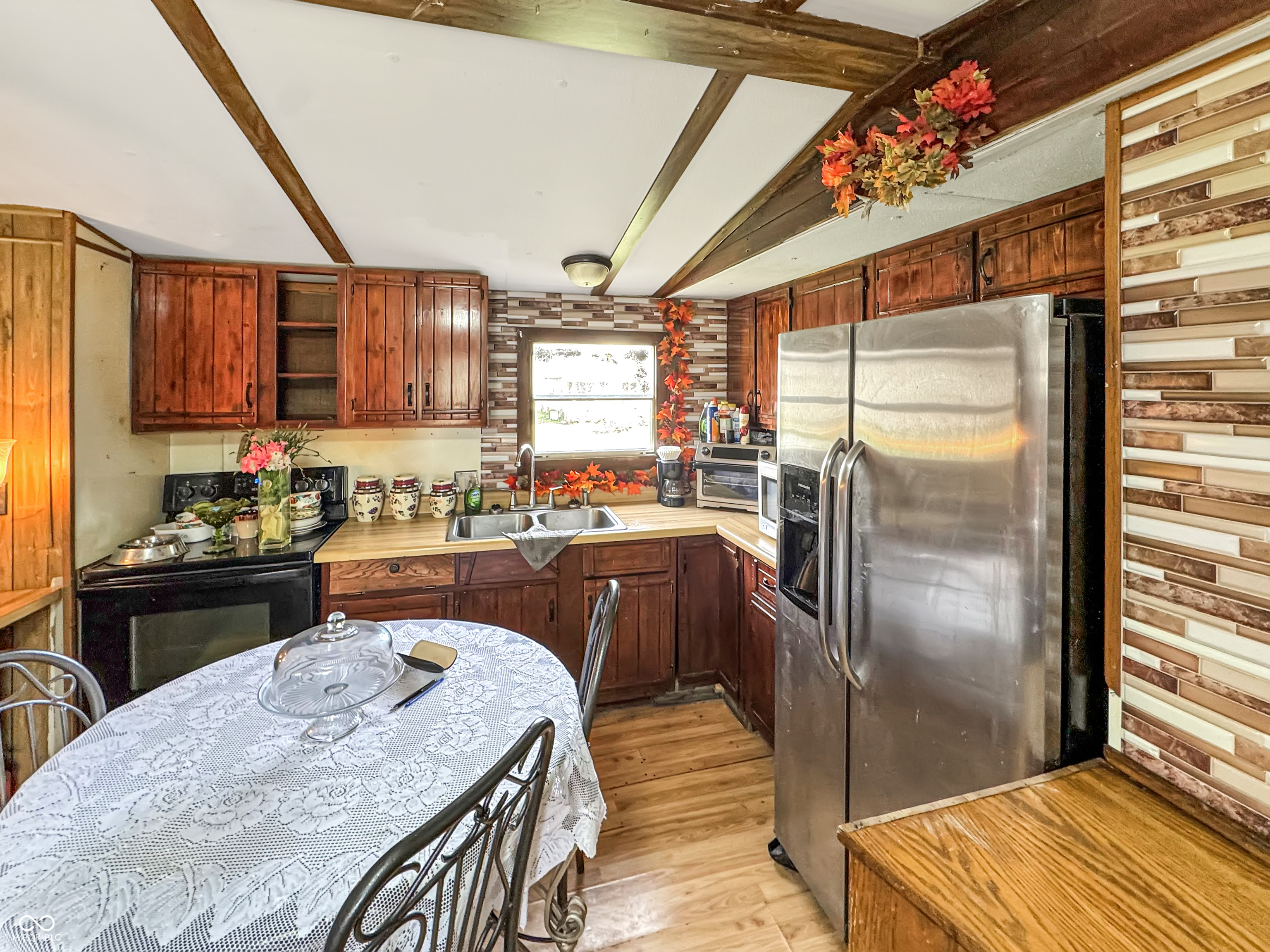 102 Hooker Street Brooklyn, IN 46111 - Photo 4 of 10