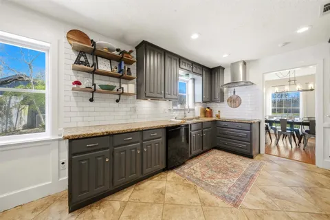 $399,000 | 2705 Woodcliff Court, College Station, TX 77845