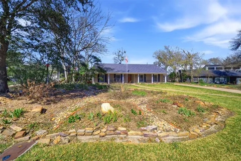 $399,000 | 2705 Woodcliff Court, College Station, TX 77845