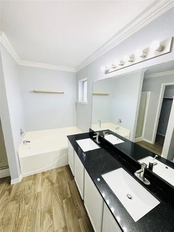 $2,495 | 3035 Parkline Trail, Grand Prairie, TX 75052