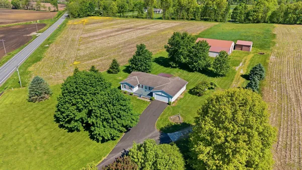 $959,900 | 1274 Marion Road Northwest, Utica, OH 43080