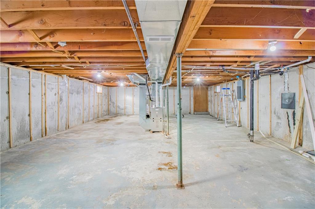 108 Elm Street Windsor, MO 65360 - Photo 18 of 26