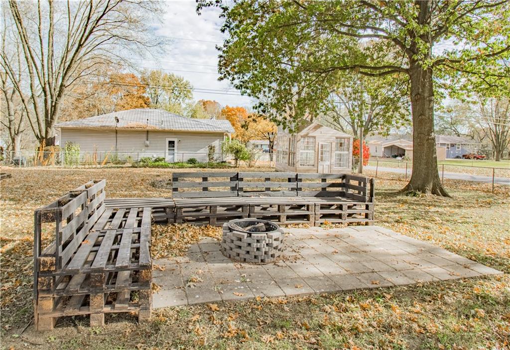 108 Elm Street Windsor, MO 65360 - Photo 22 of 26