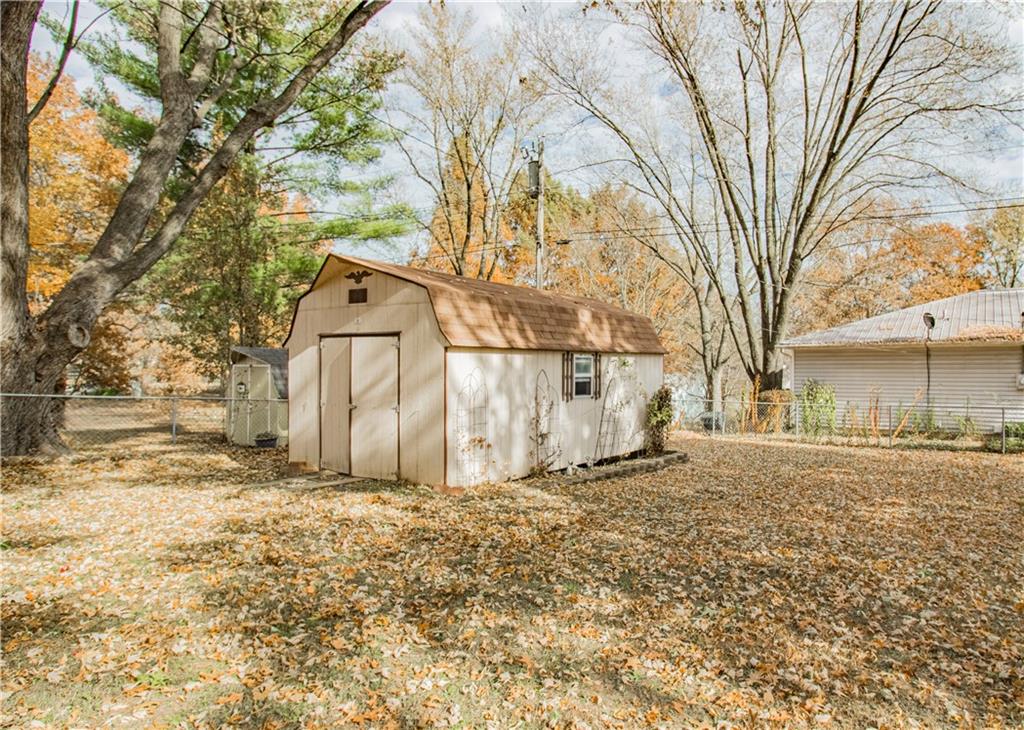 108 Elm Street Windsor, MO 65360 - Photo 23 of 26