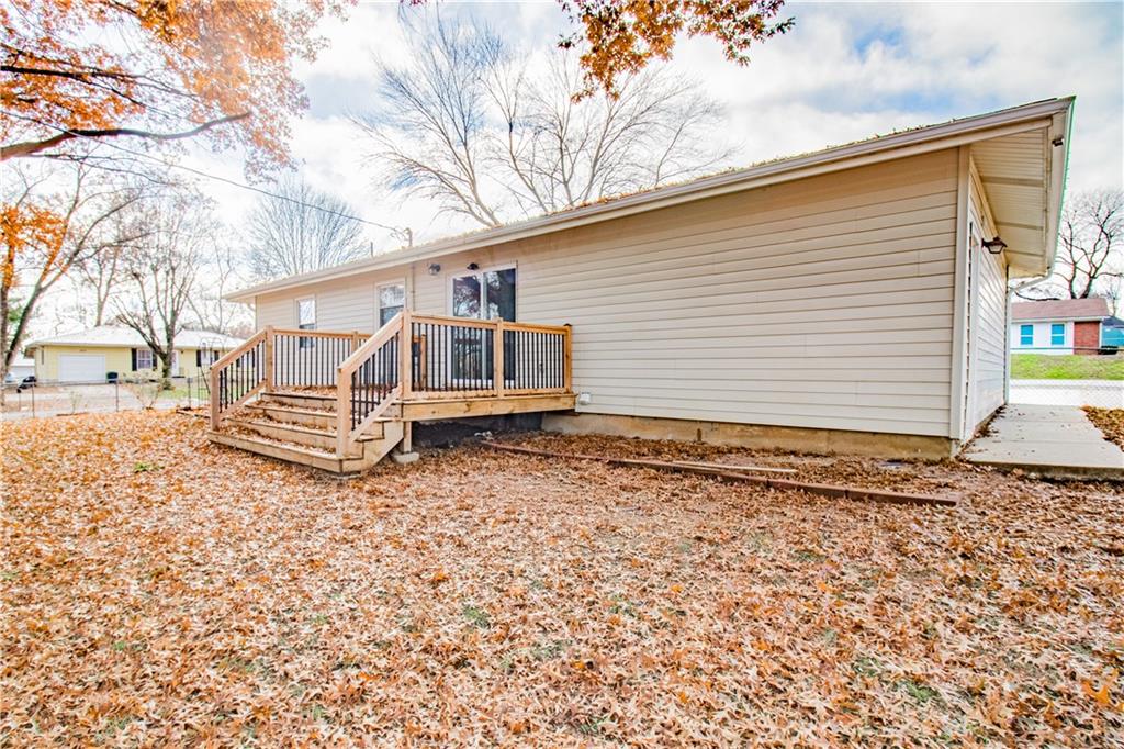 108 Elm Street Windsor, MO 65360 - Photo 25 of 26