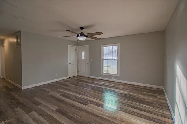 $195,000 | 108 Elm Street, Windsor, MO 65360