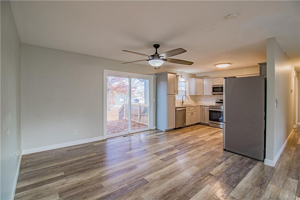 108 Elm Street Windsor, MO 65360 - Photo 7 of 26