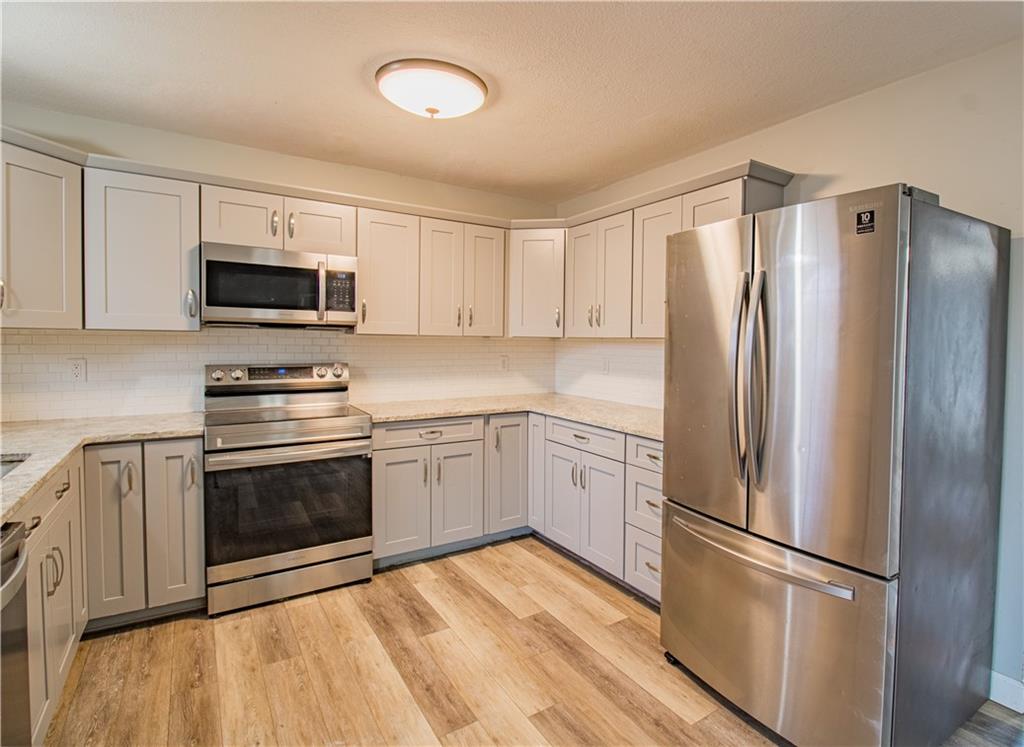 108 Elm Street Windsor, MO 65360 - Photo 9 of 26