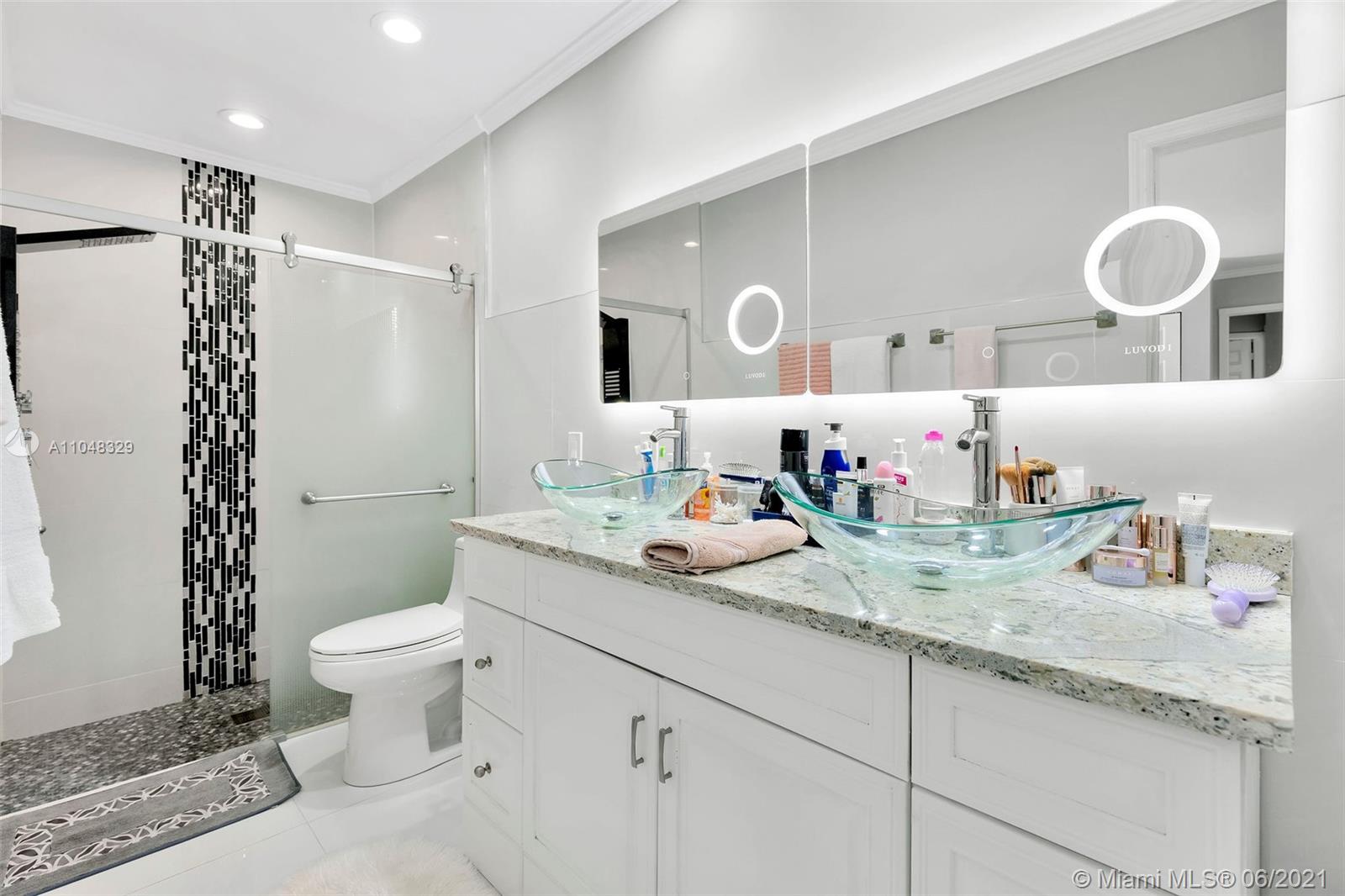22696 Southwest 54th Avenue Boca Raton, FL 33433 - Photo 15 of 36