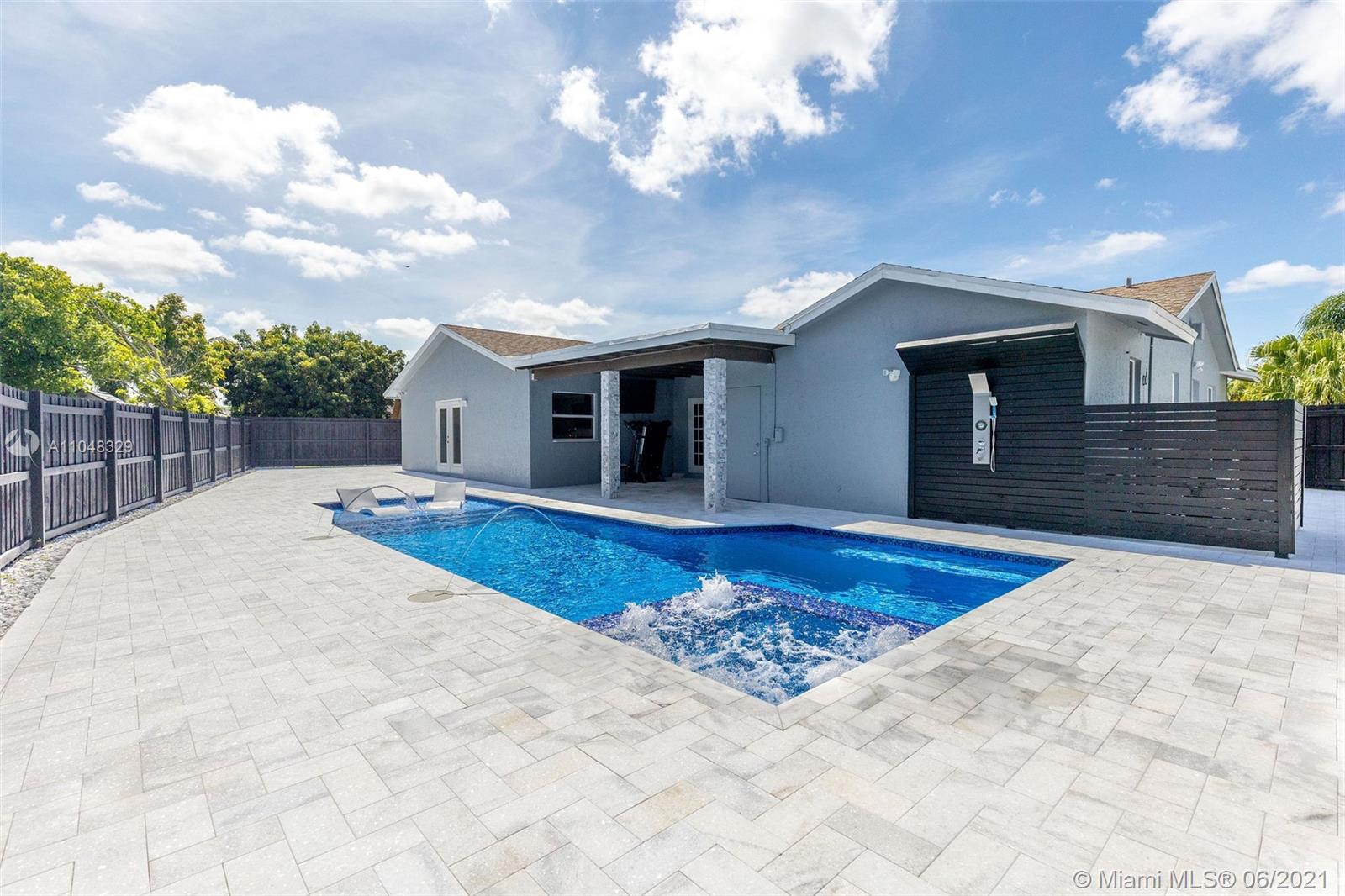 22696 Southwest 54th Avenue Boca Raton, FL 33433 - Photo 27 of 36