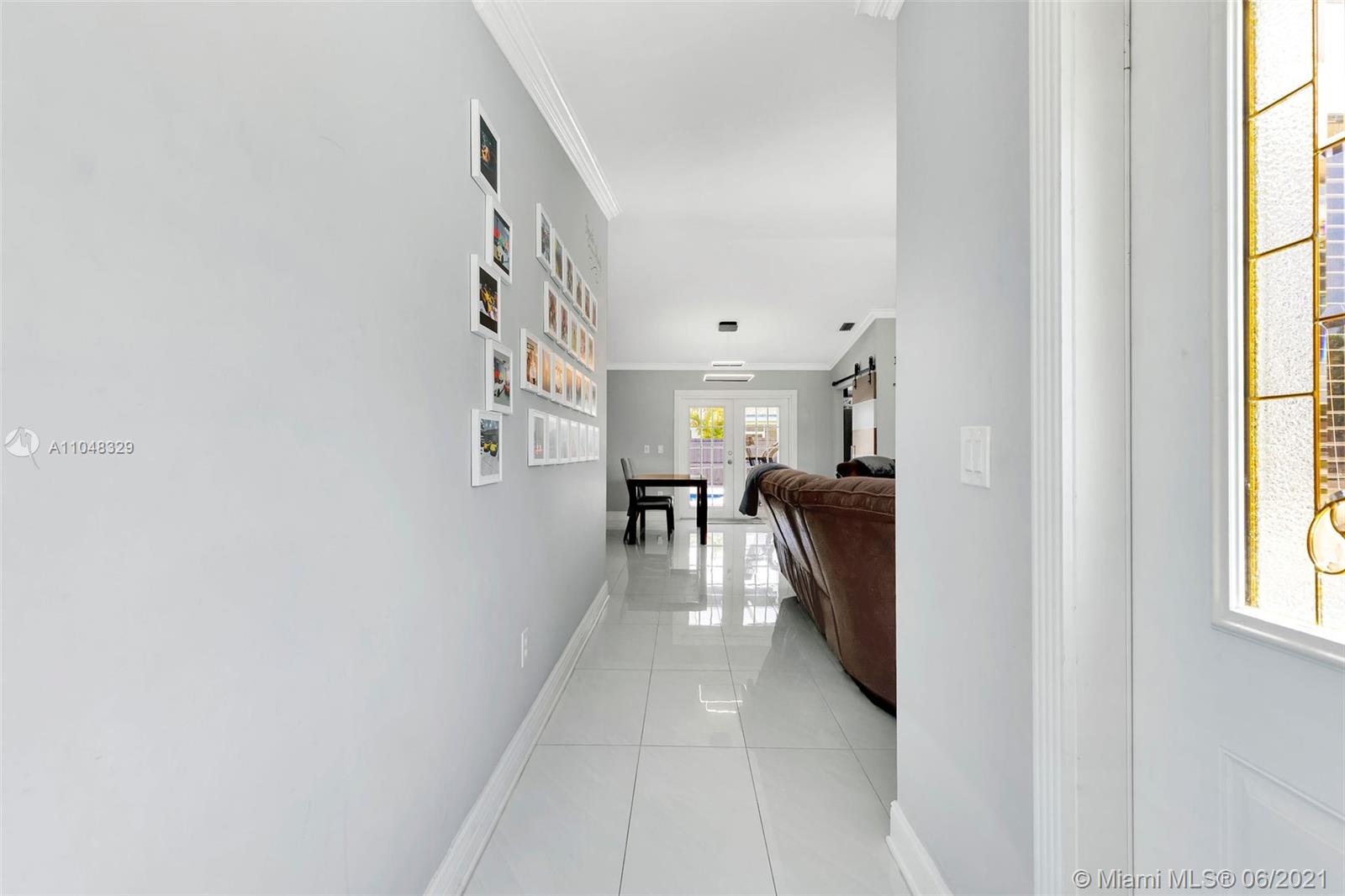 22696 Southwest 54th Avenue Boca Raton, FL 33433 - Photo 10 of 36