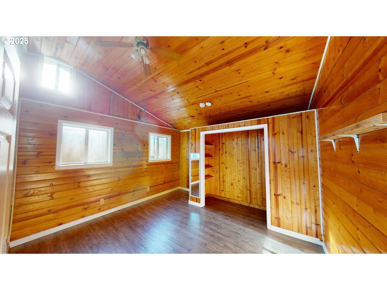 94273 Leith Road Gold Beach, OR 97444 - Photo 8 of 20 a hallway with a large window