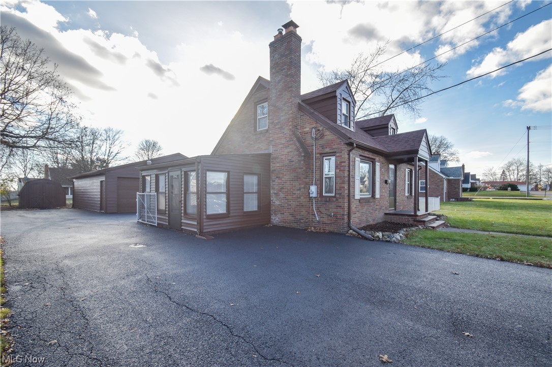 4448 Emma Street Northwest Canton, OH 44708 - Photo 3 of 34 Gallery Image 3