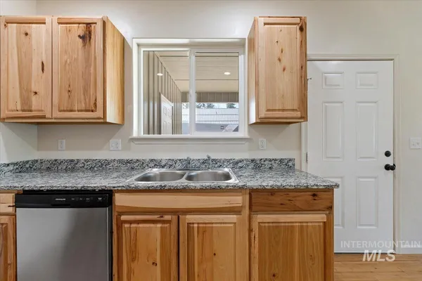 $1,650 | 202 Main Street, Council, ID 83612