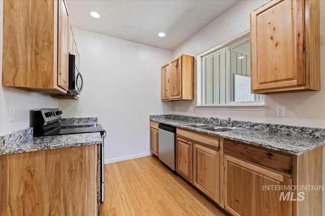 $1,650 | 202 Main Street, Council, ID 83612