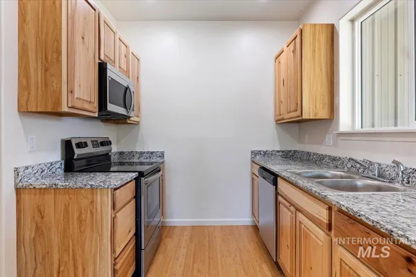 $1,650 | 202 Main Street, Council, ID 83612