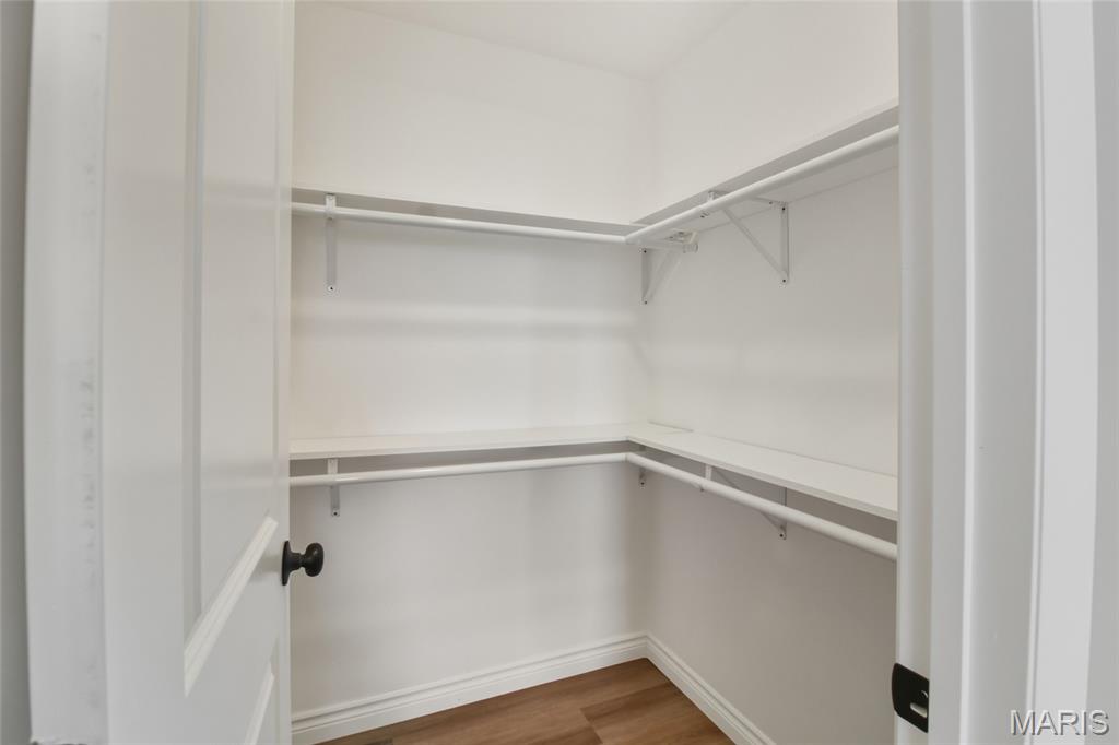 2995 Point Drive St. Louis, MO 63129 - Photo 14 of 36