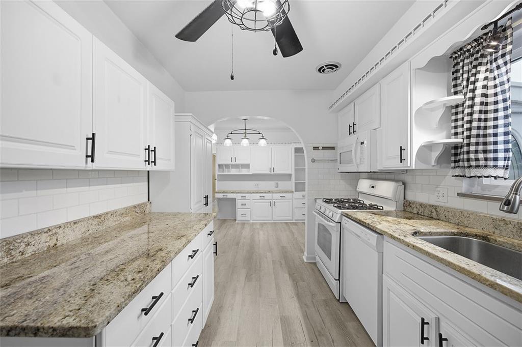 339 Westbrook Drive Butler, PA 16001 - Photo 15 of 40