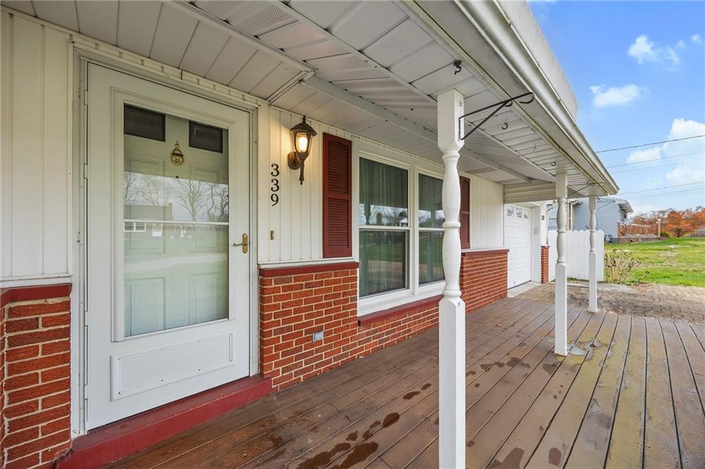 339 Westbrook Drive Butler, PA 16001 - Photo 5 of 40