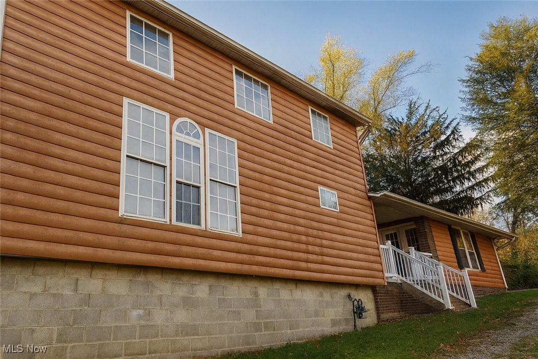 56612 McGee Road Shadyside, OH 43947 - Photo 2 of 38
