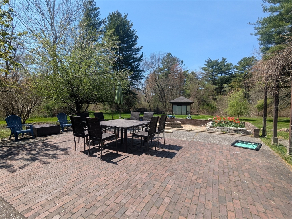 470 South Street Needham, MA 02492 - Photo 11 of 34