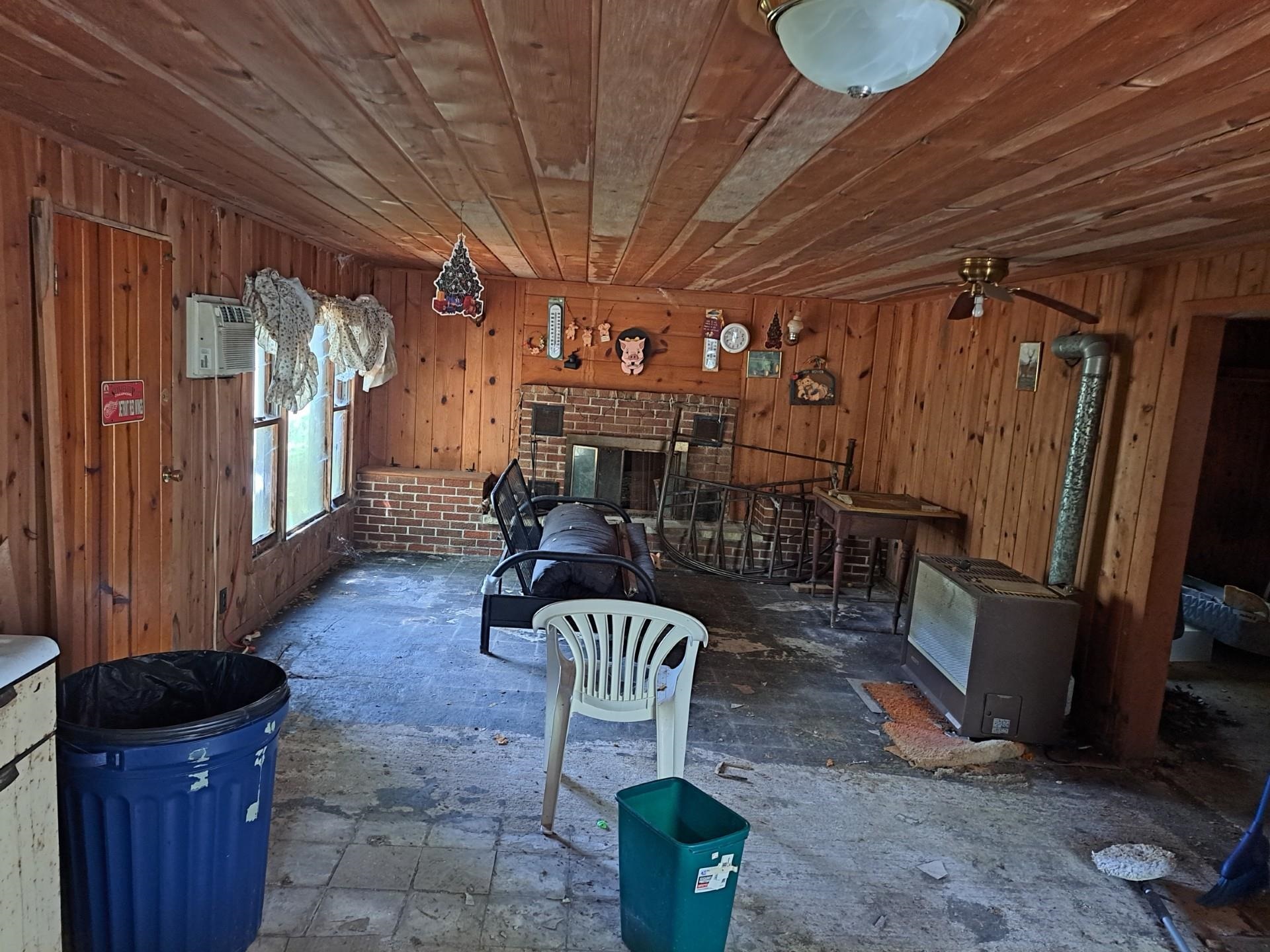 9481 Cook Avenue Lake, MI 48632 - Photo 7 of 8
