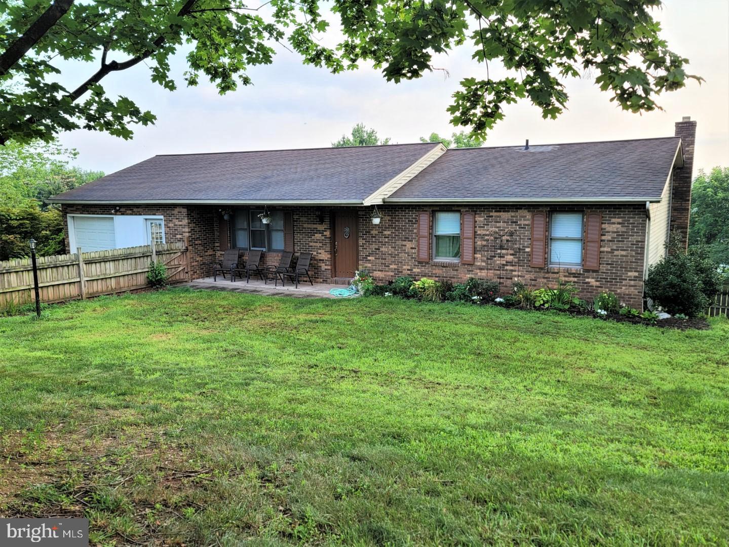 141 Fox Road Palmyra, PA 17078 - Photo 2 of 26 Gallery Image 2