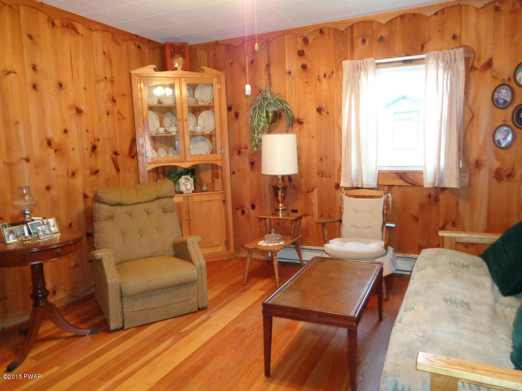 15 Hawleywood Road Hawley, PA 18428 - Photo 13 of 27