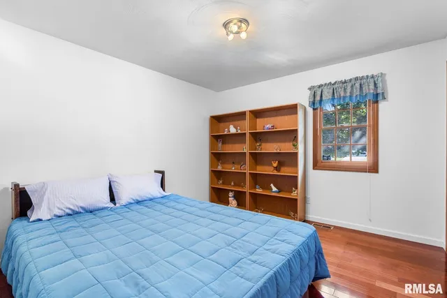 $339,900 | 1115 Willowbrook Lane, Springfield, IL 62711