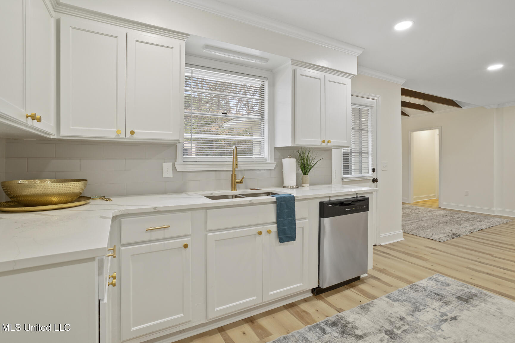 1218 Springdale Drive Jackson, MS 39211 - Photo 13 of 36 1218 Springdale Dr