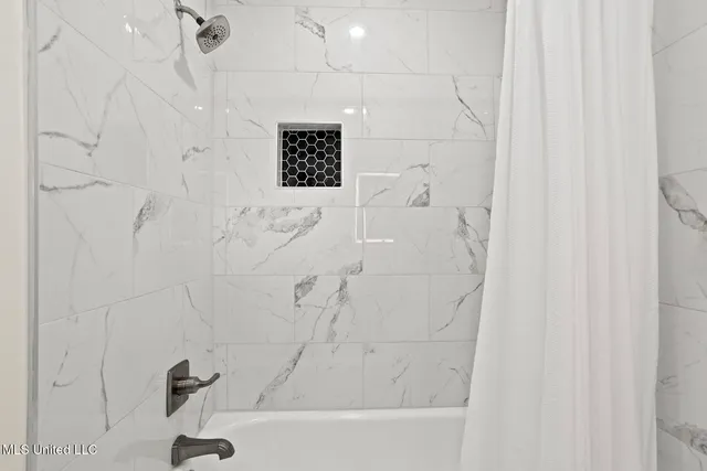 $215,000 | 1218 Springdale Drive, Jackson, MS 39211