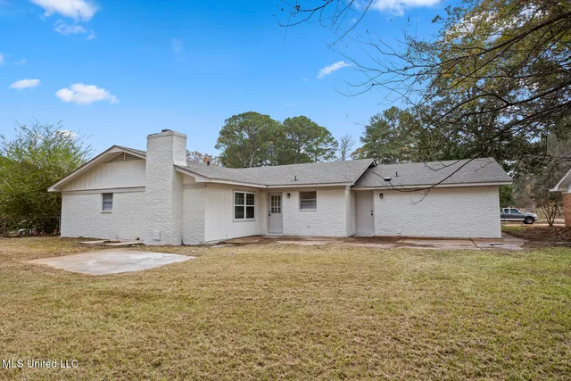 $215,000 | 1218 Springdale Drive, Jackson, MS 39211