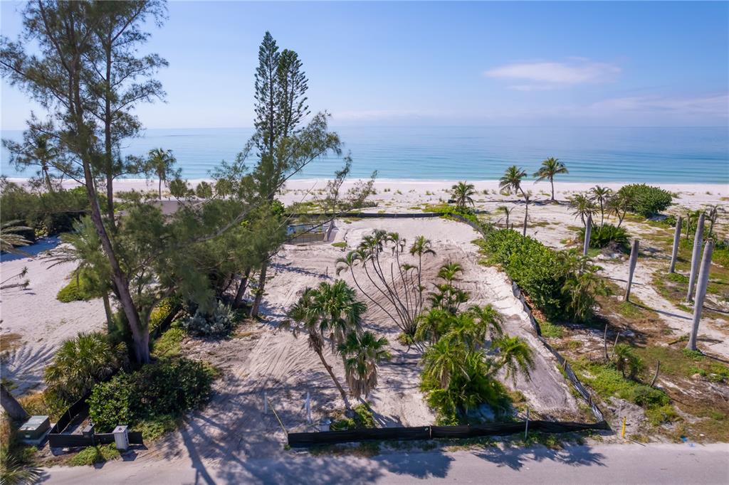 6429 Gulfside Road Longboat Key, FL 34228 - Photo 7 of 20 a view of a city