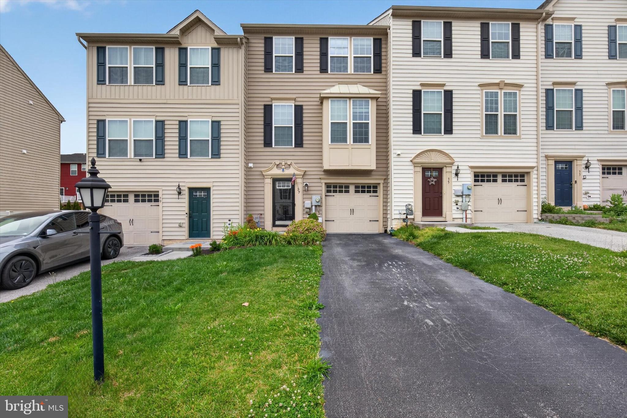 37 South Center Street Hanover, PA 17331 - Photo 1 of 32
