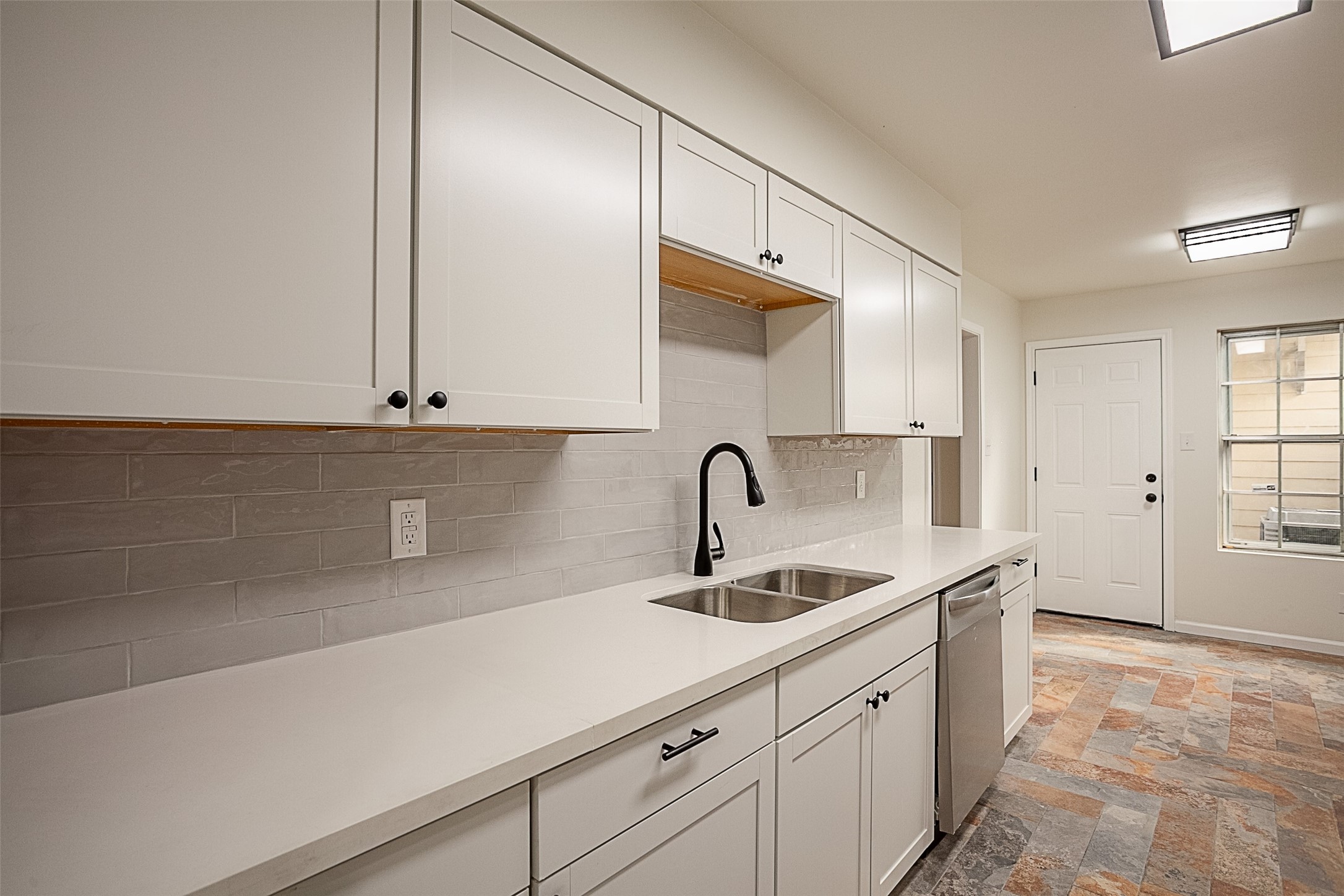 6317 Ivanhoe Lane Beaumont, TX 77706 - Photo 17 of 36