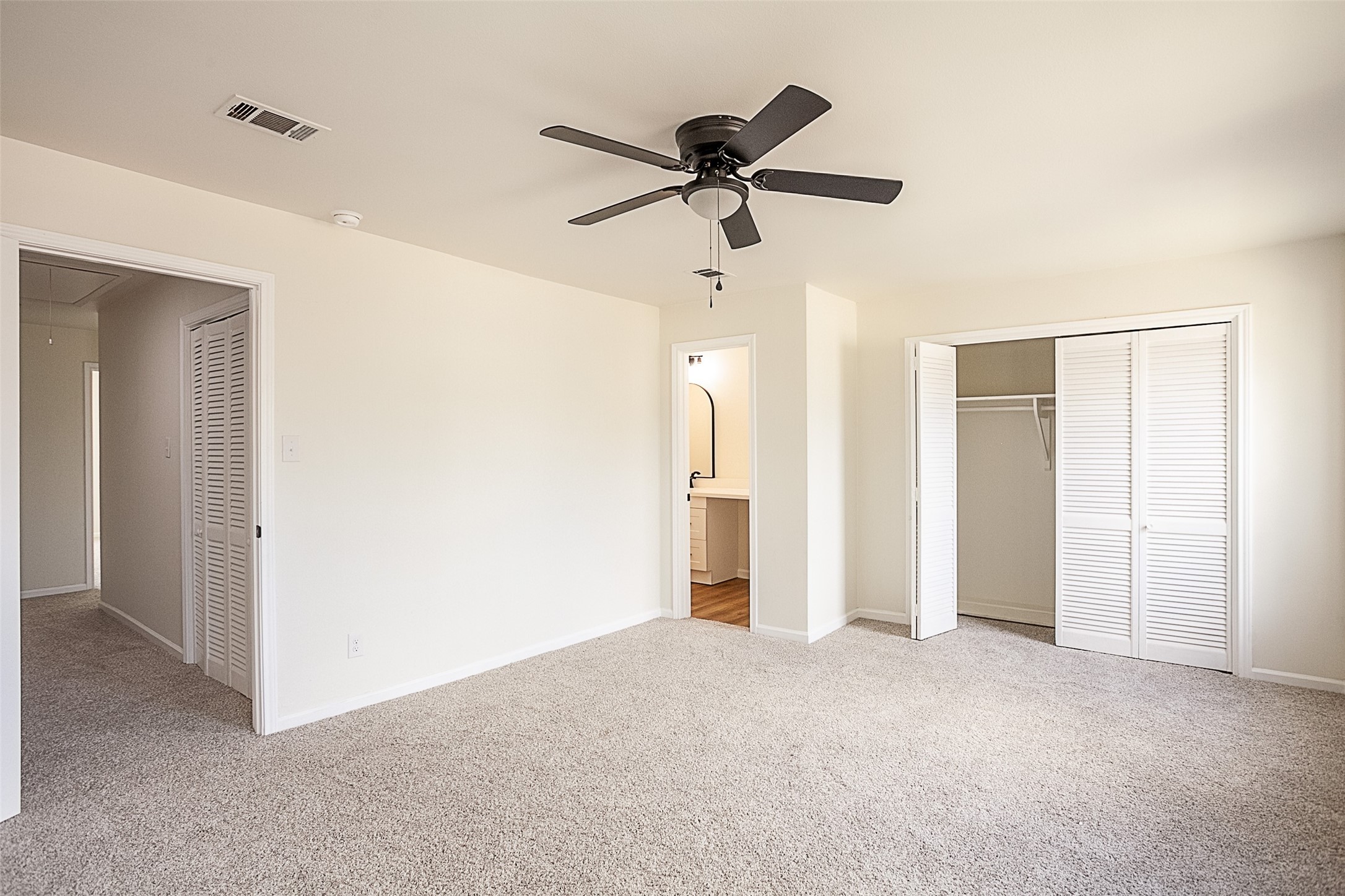 6317 Ivanhoe Lane Beaumont, TX 77706 - Photo 22 of 36