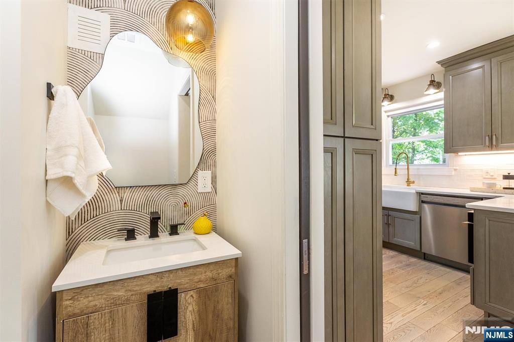 181 Valley Road Montclair, NJ 07042 - Photo 17 of 37