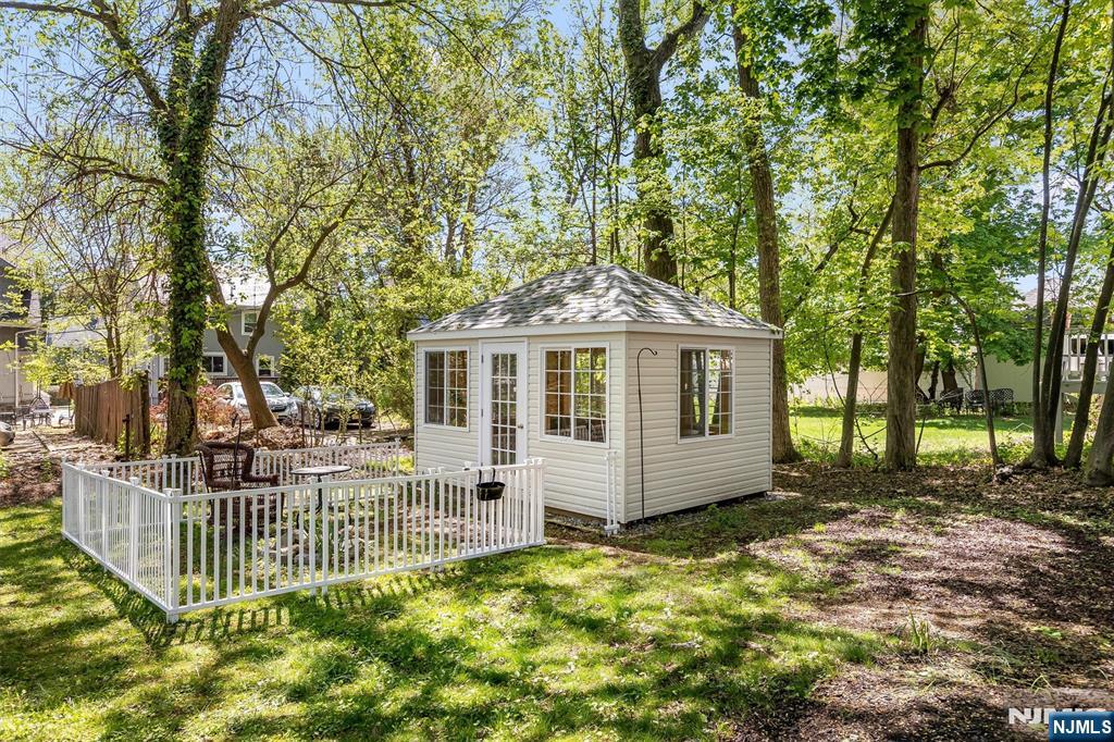 181 Valley Road Montclair, NJ 07042 - Photo 36 of 37