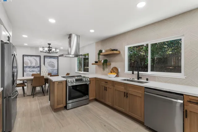 $1,798,000 | 74 Hazelnut Court, San Ramon, CA 94583