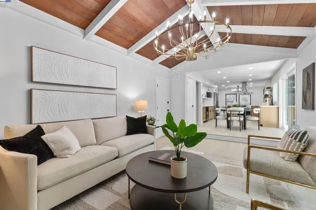 $1,798,000 | 74 Hazelnut Court, San Ramon, CA 94583