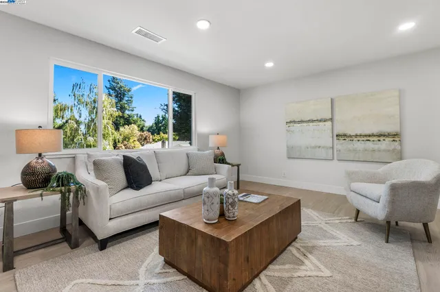 $1,798,000 | 74 Hazelnut Court, San Ramon, CA 94583