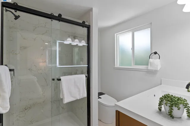 $1,798,000 | 74 Hazelnut Court, San Ramon, CA 94583