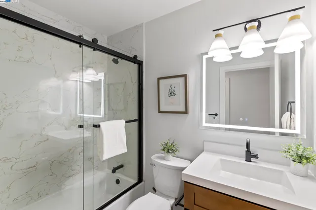 $1,798,000 | 74 Hazelnut Court, San Ramon, CA 94583