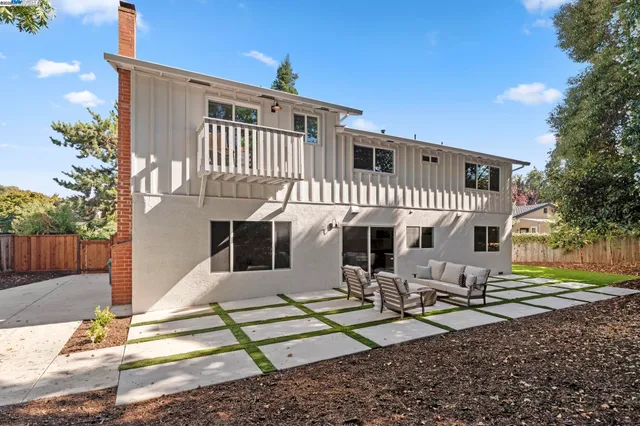 $1,798,000 | 74 Hazelnut Court, San Ramon, CA 94583