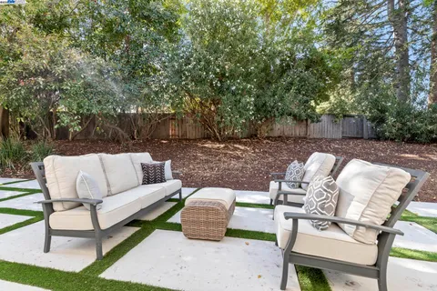 $1,798,000 | 74 Hazelnut Court, San Ramon, CA 94583